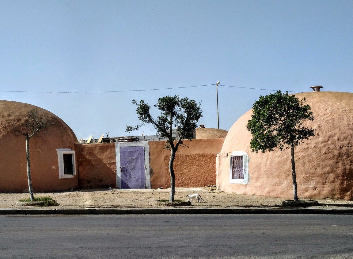 Antiguas casas de población nativa en El Aaiún