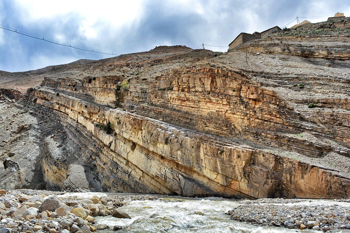 Formaciones rocosas en el Medio Atlas