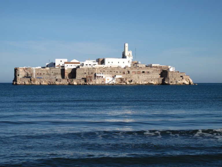 Entre Melilla y Alhucemas