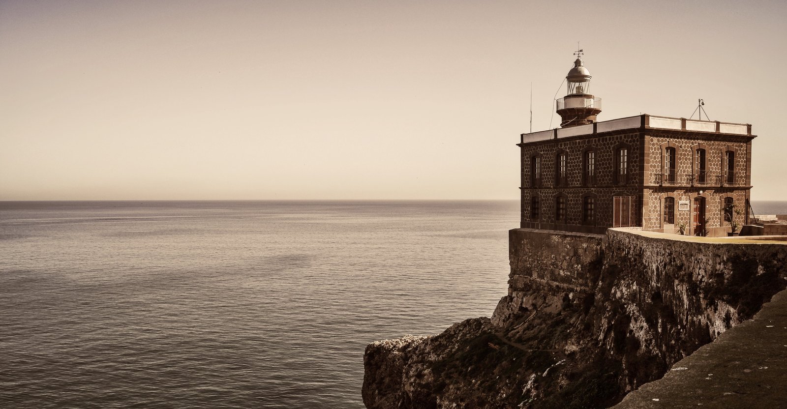Faro de Melilla